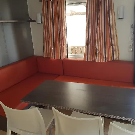 Mobil Home Camping Des 7 Fonts Agde Extérieur photo